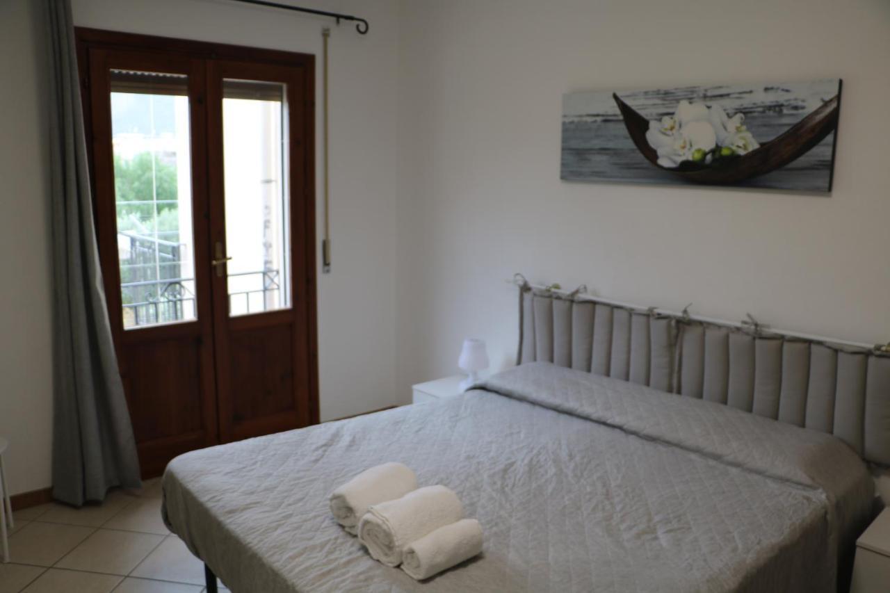 Apartamento La Casa Di Magiu Terrasini Exterior foto